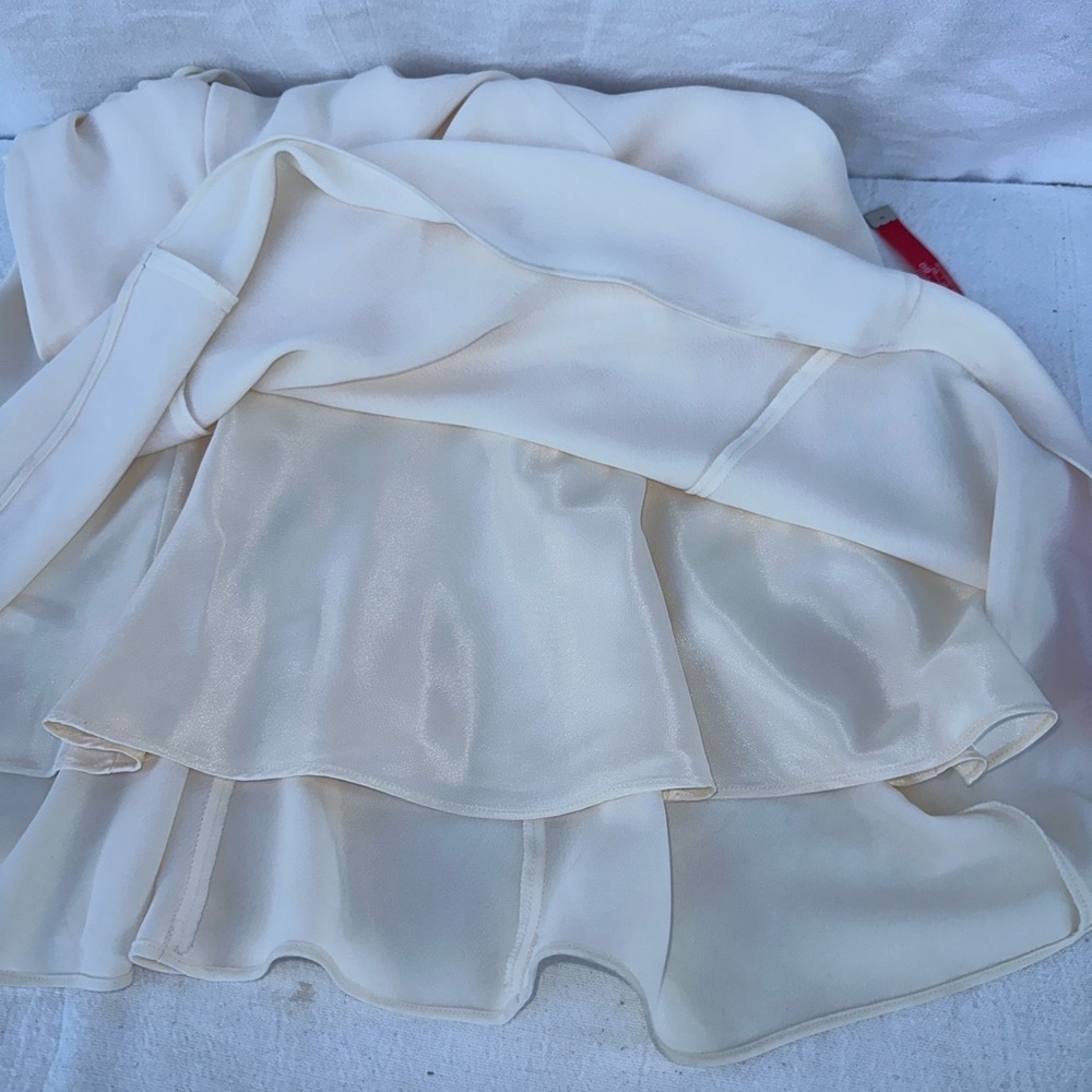 Evan PiconeElegant Cream Sleeveless Dress#A1 - Picture 6 of 10